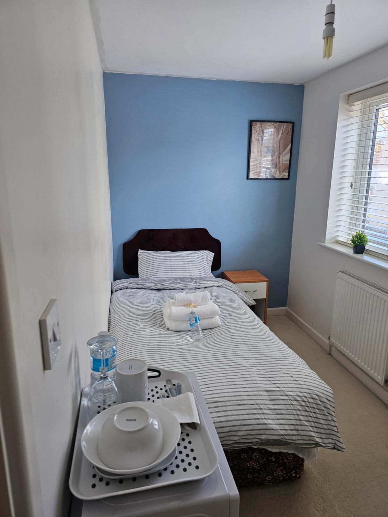 Extra Large Bedroom Dartford Dış mekan fotoğraf